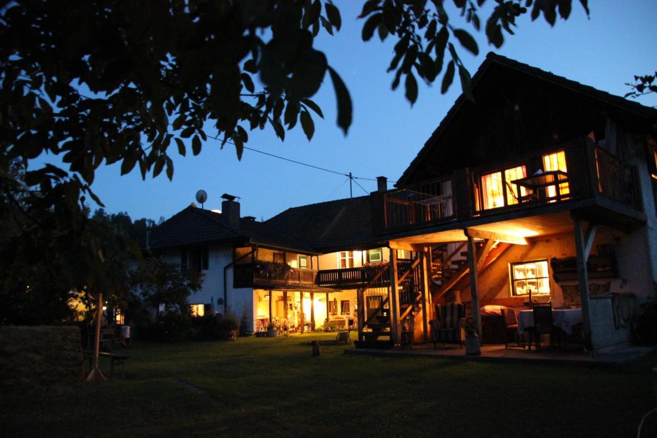 Sachserhof Ferienwohnungen In Sachsenburg Exterior photo